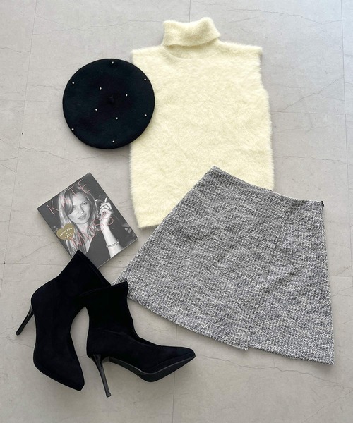 Julia Boutique（ジュリアブティック）の「ふわふわシャギー タートルネック ノースリーブニットトップス（ニット/セーター・レディース・ブラック/グレー/オフホワイト・ONE）」の14枚目の写真