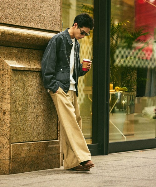 FREAK'S STORE(フリークスストア)の「限定展開 ビッグシルエット デニムジャケット(デニムジャケット・メンズ・ブルー/チャコールグレー×ブラック/チャコールグレー/ブラック/ネイビー・SMALL/MEDIUM/LARGE)」の17枚目の写真