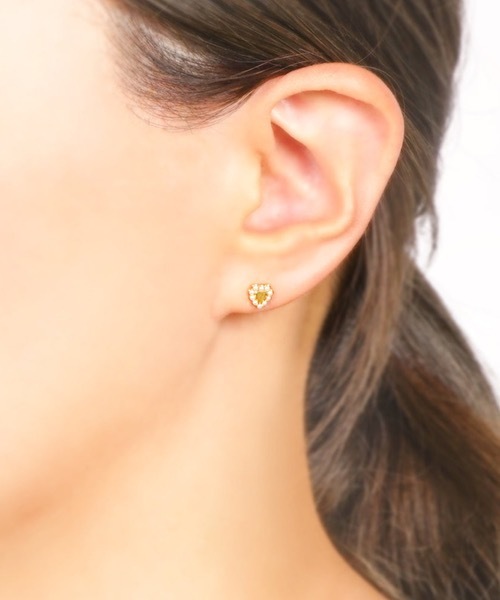itam(アイタム)の「【itam】アイタム/ パールセラミックピアス(ピアス(両耳用)・レディース・ゴールド/ピンクゴールド/シルバー・FREE)」の1枚目の写真