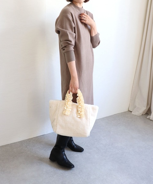 T・S・L(ティーエスエル)の「フリルハンドルファートートバッグ(トートバッグ・レディース・レオパード/アイボリー/サックスブルー/チャコールグレー・FREE)」の19枚目の写真