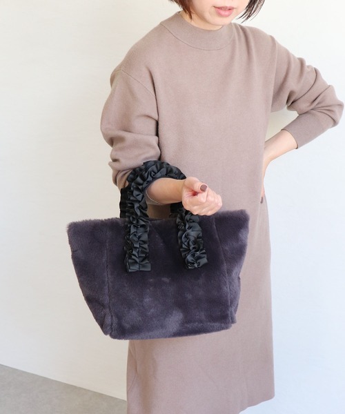 T・S・L(ティーエスエル)の「フリルハンドルファートートバッグ(トートバッグ・レディース・レオパード/アイボリー/サックスブルー/チャコールグレー・FREE)」の8枚目の写真