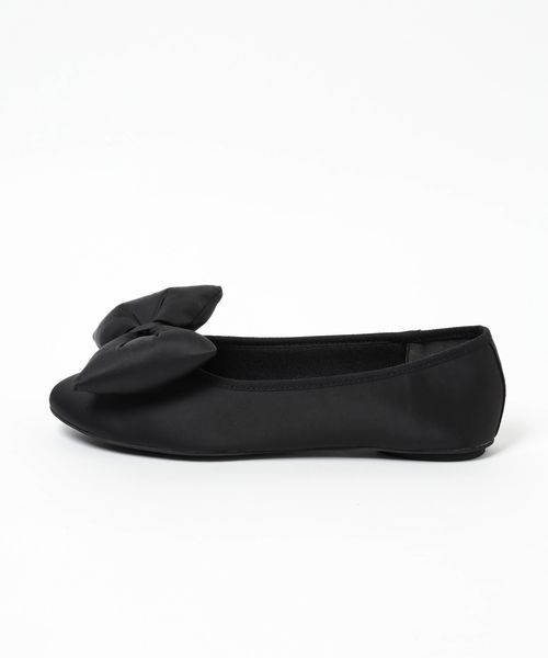 LOWRYS FARM（ローリーズファーム）の「リボンパファーシューズ　152733（バレエシューズ・レディース・ブラック/シルバー・MEDIUM/LARGE）」の5枚目の写真