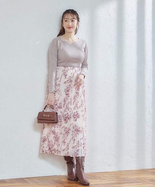 12Twelve Agenda（トゥエルブ　アジェンダ）の「ハートネック袖口アソートパールリブニットプルオーバー（ニット/セーター・レディース・ベージュ/オフホワイト/チャコールグレー/ブルー/ピンク/ブラック/サックスブルー/ピンク系その他・M）」の15枚目の写真