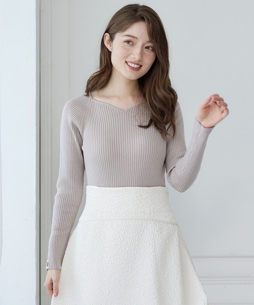 12Twelve Agenda（トゥエルブ　アジェンダ）の「ハートネック袖口アソートパールリブニットプルオーバー（ニット/セーター・レディース・ベージュ/オフホワイト/チャコールグレー/ブルー/ピンク/ブラック/サックスブルー/ピンク系その他・M）」の9枚目の写真