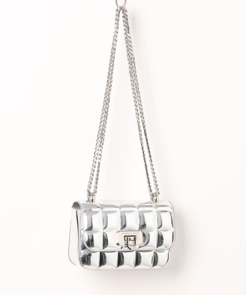 美品 CHARLES&KEITH キルト チェーン ハンドル ショルダー バッグ CHARLES & KEITH（チャールズ & キース）の「スクエアキルト