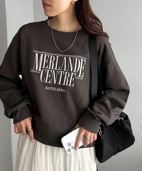 DISCOAT(ディスコート)の「カレッジロゴスウェット(Tシャツ/カットソー・レディース・ネイビー/ライトベージュ/チャコールグレー・MEDIUM)」の2枚目の写真
