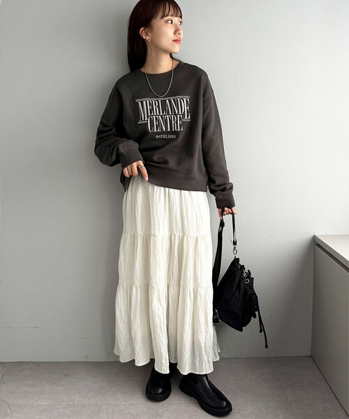 DISCOAT(ディスコート)の「カレッジロゴスウェット(Tシャツ/カットソー・レディース・ネイビー/ライトベージュ/チャコールグレー・MEDIUM)」の7枚目の写真