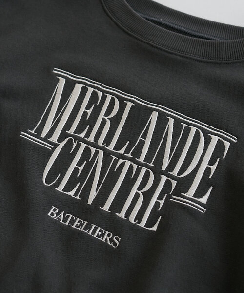 DISCOAT(ディスコート)の「カレッジロゴスウェット(Tシャツ/カットソー・レディース・ネイビー/ライトベージュ/チャコールグレー・MEDIUM)」の13枚目の写真