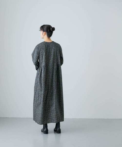 かぐれ（カグレ）の「コットン小花柄2WAYワンピース（ワンピース・レディース・ネイビー/グレー系その他・FREE）」の19枚目の写真