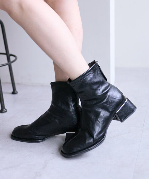 mystic（ミスティック）の「ローヒールショートブーツ（ブーツ・レディース・ブラウン/ブラック・24.5cm/25cm/23.5cm）」の3枚目の写真