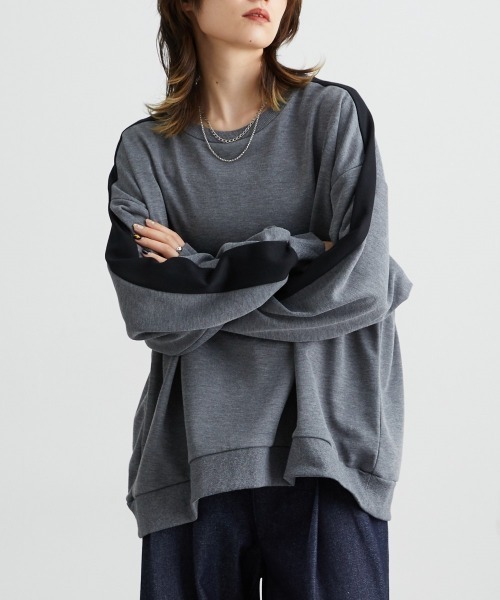 Soiunique（スワユニーク）の「ショルダーラインオーバーサイズプルオーバー ［Soiunique］（Tシャツ/カットソー・レディース・杢グレー/ブラック・LL/M/L）」の2枚目の写真