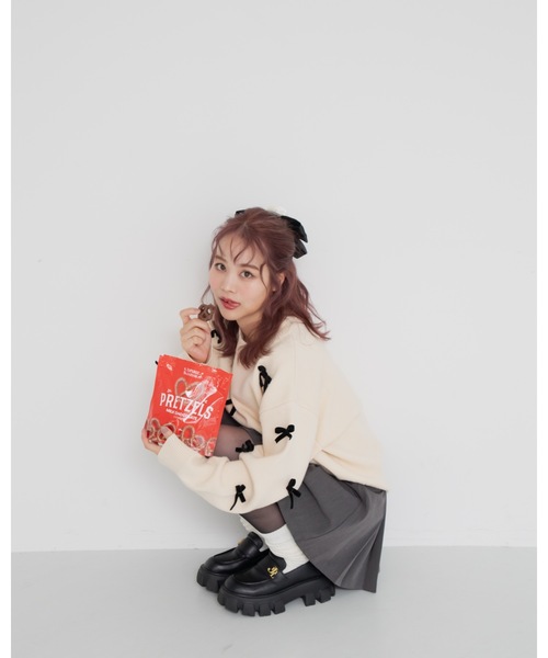 jumelle（ジュメロ）の「velour ribbon knit（ニット/セーター・レディース・グレー/アイボリー・MEDIUM）」の4枚目の写真