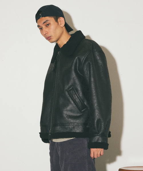 JOURNAL STANDARD(ジャーナルスタンダード)の「フェイクムートン B3(ブルゾン・メンズ・ブラウン/ブラック・LARGE/MEDIUM)」の15枚目の写真