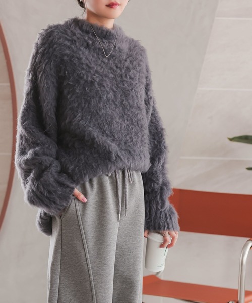 KOBE LETTUCE(コウベレタス)の「シャギーニットトップス(ニット/セーター・レディース・ブルー/チャコール/イエロー/レッド・M)」の5枚目の写真