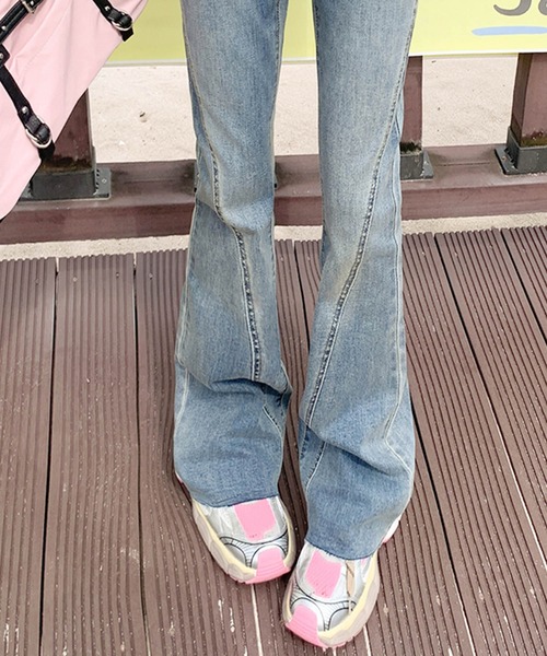 aimoha（アイモハ）の「クラシックブーツカットデニムパンツ（デニムパンツ・レディース・ブラック/ブルー・LARGE/MEDIUM/SMALL/X-SMALL）」の9枚目の写真