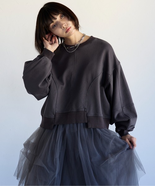 SOTT(ソット)の「Pigment Short-Length Sweatshirt ピグメント短丈スウェット(Tシャツ/カットソー・レディース・グレイッシュベージュ/チャコール・FREE)」の6枚目の写真