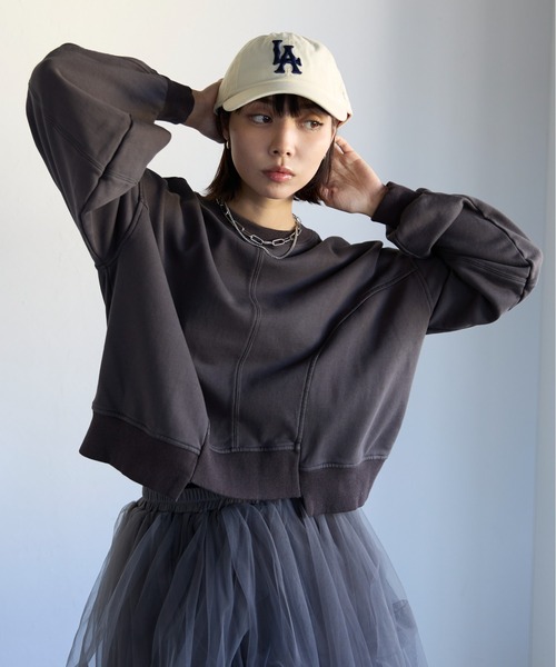 SOTT(ソット)の「Pigment Short-Length Sweatshirt ピグメント短丈スウェット(Tシャツ/カットソー・レディース・グレイッシュベージュ/チャコール・FREE)」の19枚目の写真