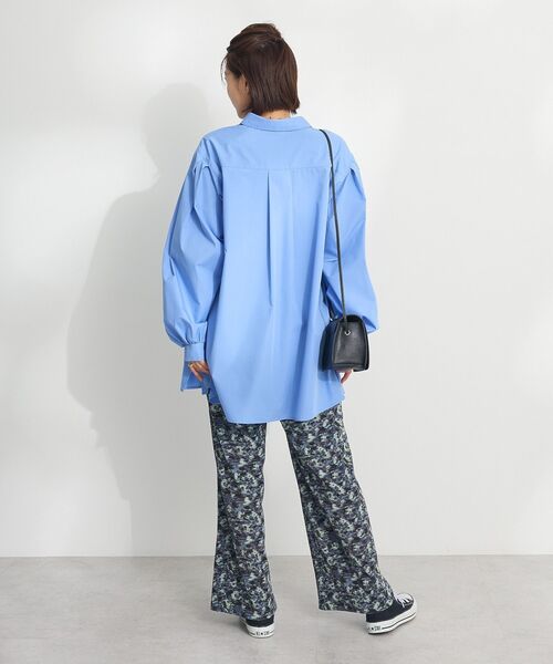 CRAFT STANDARD BOUTIQUE（クラフトスタンダードブティック）の「イージーケアビッグシャツ ◆（シャツ/ブラウス・レディース・オフホワイト/ブルー系その他7/サックスブルー・FREE）」の21枚目の写真