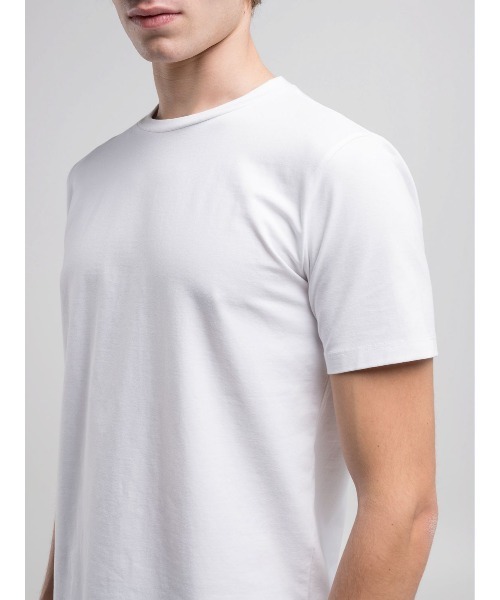 REPLAY(リプレイ)の「ストレッチコットンジャージーTシャツ(Tシャツ/カットソー・メンズ・ブラック/ホワイト・MEDIUM/LARGE/X-LARGE/SMALL)」の4枚目の写真