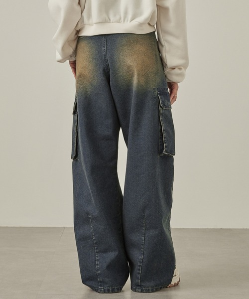 Snap club（スナップクラブ）の「【Snap club】ヴィンテージ加工デニムバレルレッグカーゴパンツ（デニムパンツ・メンズ・インディゴブルー/ブラック・S/M/L）」の6枚目の写真