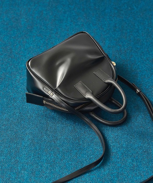 PIENI(ピエニ)の「PIENI BOSTON with strap(ショルダーバッグ・レディース・ブラック系その他・-)」の8枚目の写真