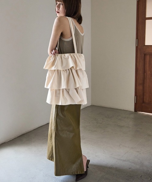 Fashion Letter（ファッションレター）の「フェイクレザーフリル トートバッグ（トートバッグ・レディース・ベージュ/アイボリー/ブラック・FREE）」の13枚目の写真