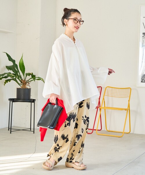 FREAK'S STORE（フリークスストア）の「限定展開　インド クルミ ボタン ブラウス（シャツ/ブラウス・レディース・オフホワイト/ブラック/ライトピンク/モカ/ネイビー/イエロー・ﾌﾘ-）」の12枚目の写真