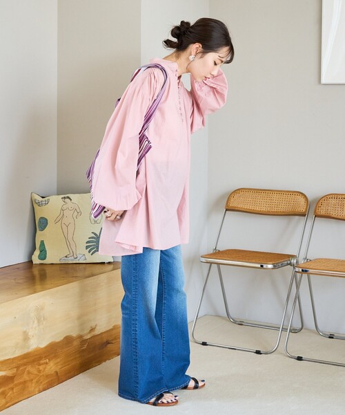 FREAK'S STORE（フリークスストア）の「限定展開　インド クルミ ボタン ブラウス（シャツ/ブラウス・レディース・オフホワイト/ブラック/ライトピンク/モカ/ネイビー/イエロー・ﾌﾘ-）」の20枚目の写真