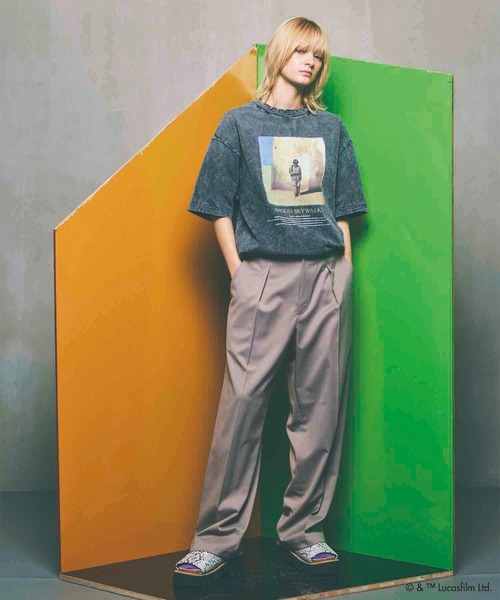 MAISON SPECIAL（メゾンスペシャル）の「《UNISEX》【MOVIE SERIES】「STAR WARS」Prime-Over Crew Neck T-Shirt/「スターウォーズ」プライムオーバークルーネックTシャツ【MAISON SPECIAL/メゾンスペシャル】（Tシャツ/カットソー・メンズ・チャコールグレー/ブラック/ダークブラック・1/2）」の4枚目の写真