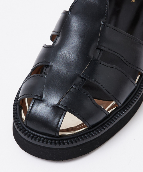 Au BANNISTER（オゥバニスター）の「チャームベルトグルカサンダル（サンダル・レディース・グレイッシュベージュ/ブラック/シルバー・37/36/35/39/38）」の14枚目の写真