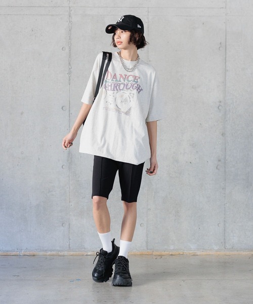 PAGEBOY(ページボーイ)の「ミュージックロックTシャツ(Tシャツ/カットソー・レディース・チャコールグレー/モスグリーン/アイボリー/オフホワイト・FREE)」の18枚目の写真