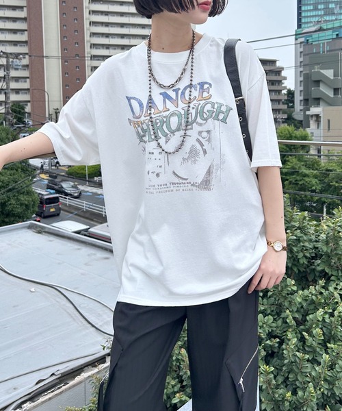 PAGEBOY(ページボーイ)の「ミュージックロックTシャツ(Tシャツ/カットソー・レディース・チャコールグレー/モスグリーン/アイボリー/オフホワイト・FREE)」の9枚目の写真