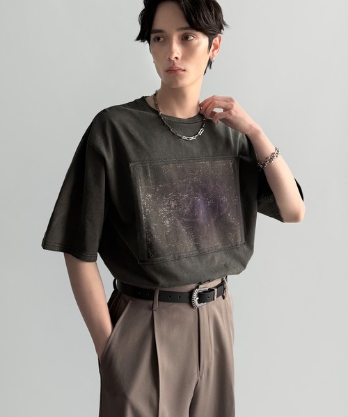 Classical Origin(クラシカルオリジン)の「ピグメント加工ダブルレイヤーデザインプリントTシャツ/Pigment-Dyed Double-Layered Design Print T-Shirt(Tシャツ/カットソー・メンズ・オフホワイト/グレイッシュベージュ/チャコールグレー・MEDIUM/SMALL/LARGE)」の13枚目の写真