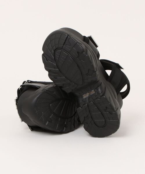 Parade（パレード）の「【厚底】ビジューバックルトラックソールサンダル　341（サンダル・レディース・ブラック/ホワイト・M/S/LL/L）」の3枚目の写真