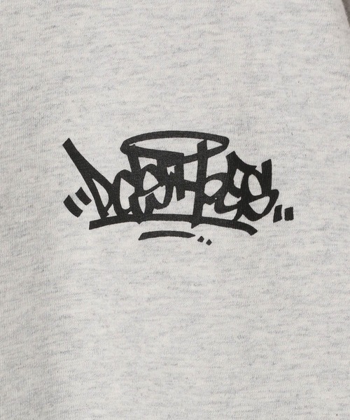 DC SHOES（ディーシーシューズ）の「【DCSHOES（ディーシーシューズ）】別注グラフィックT(KIDS)（Tシャツ/カットソー・キッズ・アイボリー/チャコール/オフホワイト・120cm/150cm/130cm/140cm）」の19枚目の写真