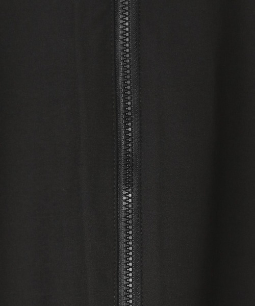 LOWRYS FARM（ローリーズファーム）の「ＳＷＩＭオールインワン　 323893（水着・キッズ・ブラック/カーキ・110cm/120cm/130cm）」の8枚目の写真