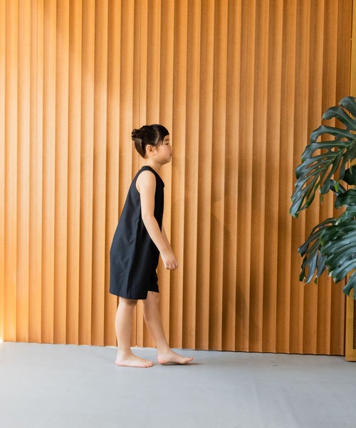 LOWRYS FARM（ローリーズファーム）の「ＳＷＩＭオールインワン　 323893（水着・キッズ・ブラック/カーキ・110cm/120cm/130cm）」の14枚目の写真