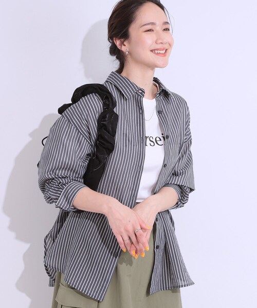Cutie Blonde(キューティーブロンド)の「◆大人の抜け感コーデに シアーストライプ BIGシャツ(シャツ/ブラウス・レディース・ピンク系7/グレー系その他3/ブルー系7・00)」の2枚目の写真