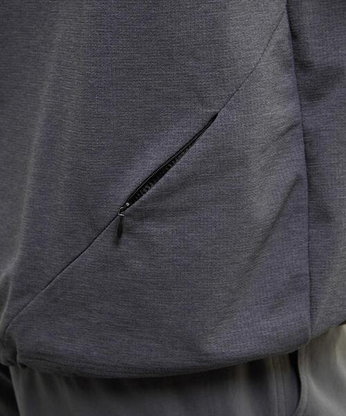 MEN'S MELROSE(メンズメルローズ)の「プライムフレックスドットメッシュハイファンクショナルTシャツ(Tシャツ/カットソー・メンズ・ブラック/チャコールグレー/ライトグレー・4/3)」の18枚目の写真