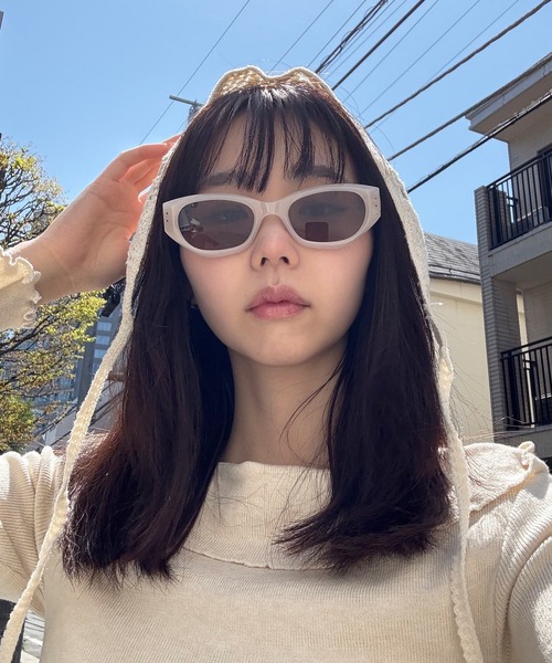 TONE SELECT GOODS(トーンセレクトグッズ)の「【Peony/ピオニー】/フォックス型 Y2K サングラス(サングラス・レディース・ベージュ/カーキ/ブラック・FREE)」の19枚目の写真