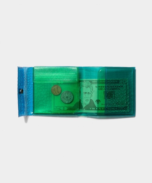 nothing to hide vinyl card wallet（財布）｜beautiful people