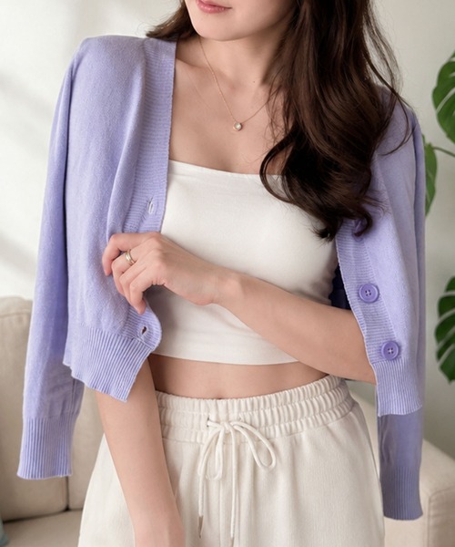 Amulet(アミュレット)の「【人気アイテム★再入荷】脚長効果も狙える♪持ち歩きにも万能な羽織りに◎ Vネックショート丈カーディガン(カーディガン/ボレロ・レディース・ライトブルー/アイボリー/ホワイト/ブルー/パープル/オレンジ/イエロー/グレー/グリーン/ピンク/レッド/テラコッタ/ブラック/ベージュ・FREE)」の10枚目の写真