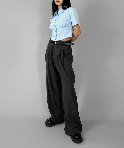 LVEU.（ラブユ.）の「【LVEU.】ウエストデザイン半袖クロップドシャツ / トップス シャツ 半袖 クロップド ショート 韓国 韓国ファッション ブラック ホワイト ブルー ZOZOTOWN限定（シャツ/ブラウス・レディース・ホワイト/ブラック/ブルー・FREE）」の12枚目の写真