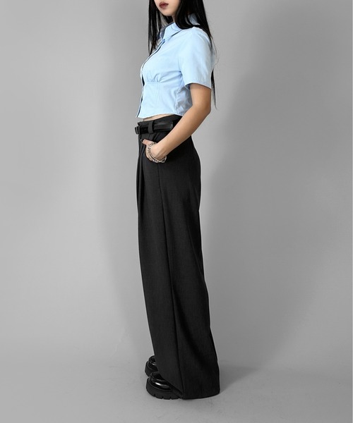 LVEU.（ラブユ.）の「【LVEU.】ウエストデザイン半袖クロップドシャツ / トップス シャツ 半袖 クロップド ショート 韓国 韓国ファッション ブラック ホワイト ブルー ZOZOTOWN限定（シャツ/ブラウス・レディース・ホワイト/ブラック/ブルー・FREE）」の15枚目の写真