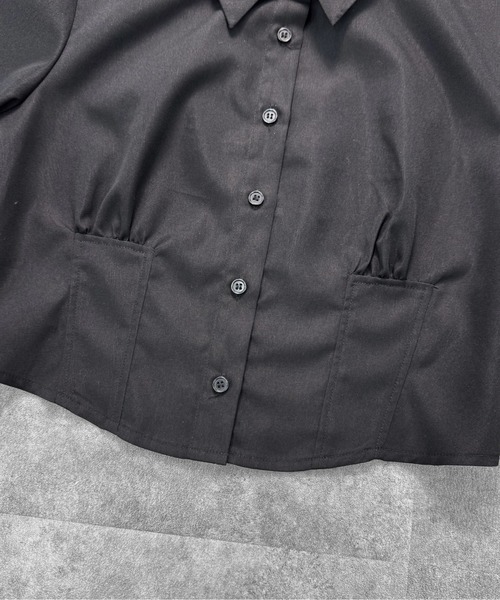 LVEU.（ラブユ.）の「【LVEU.】ウエストデザイン半袖クロップドシャツ / トップス シャツ 半袖 クロップド ショート 韓国 韓国ファッション ブラック ホワイト ブルー ZOZOTOWN限定（シャツ/ブラウス・レディース・ホワイト/ブラック/ブルー・FREE）」の9枚目の写真