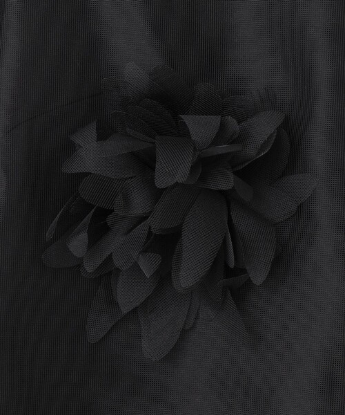 GRACE CONTINENTAL(グレースコンチネンタル)の「メッシュフラワートップ(その他トップス・レディース・ブラック/ホワイト・36/38)」の6枚目の写真