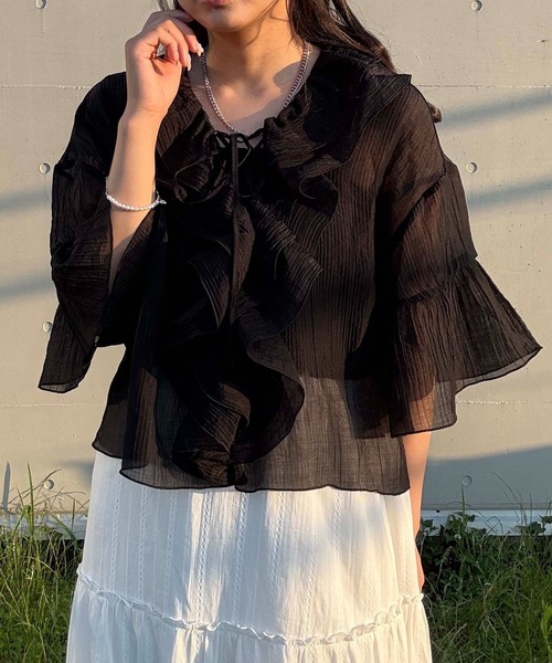 AS KNOW AS plus(アズノゥアズプラス)の「●レースアップリボン フレア6分袖ブラウス(シャツ/ブラウス・レディース・ダークブラウン/アイボリー/ブラック・FREE)」の8枚目の写真