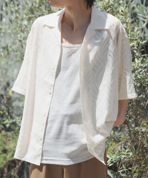 ITEMS URBANRESEARCH（アイテムズ アーバンリサーチ）の「ウェーブカッティングオープンカラーシアーシャツ（シャツ/ブラウス・メンズ・オフホワイト/ブラック・MEDIUM/LARGE）」の4枚目の写真