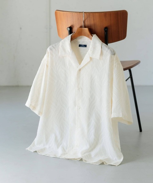 ITEMS URBANRESEARCH（アイテムズ アーバンリサーチ）の「ウェーブカッティングオープンカラーシアーシャツ（シャツ/ブラウス・メンズ・オフホワイト/ブラック・MEDIUM/LARGE）」の15枚目の写真