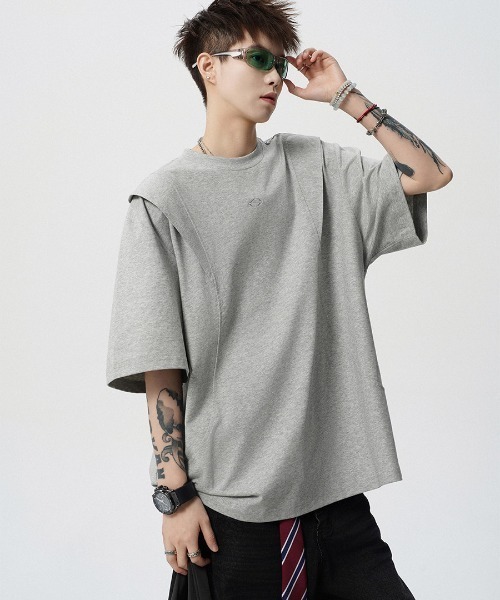 REBALANCE(リバランス)の「メンズデザインTシャツ(Tシャツ/カットソー・メンズ・A/B・LARGE/MEDIUM)」の1枚目の写真